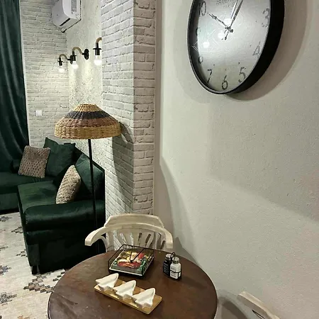 Apartment Bohemian Rhapsody