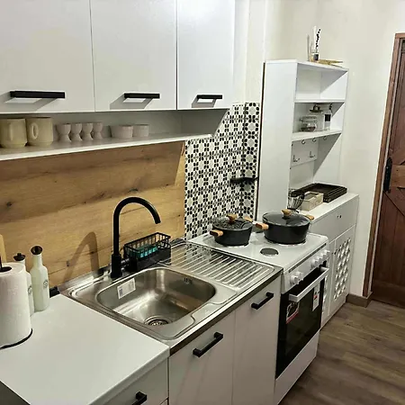 Bohemian Rhapsody Lägenhet Kateríni